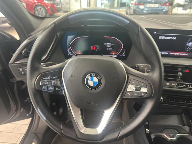 BMW 118i MODELL SPORT LINE