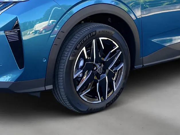 PEUGEOT 3008 1.2 Hybrid GT Exclusive