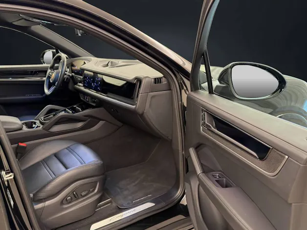 PORSCHE Cayenne E-Hybrid Coupé