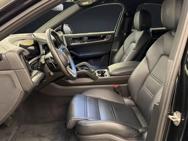 PORSCHE Cayenne E-Hybrid Coupé