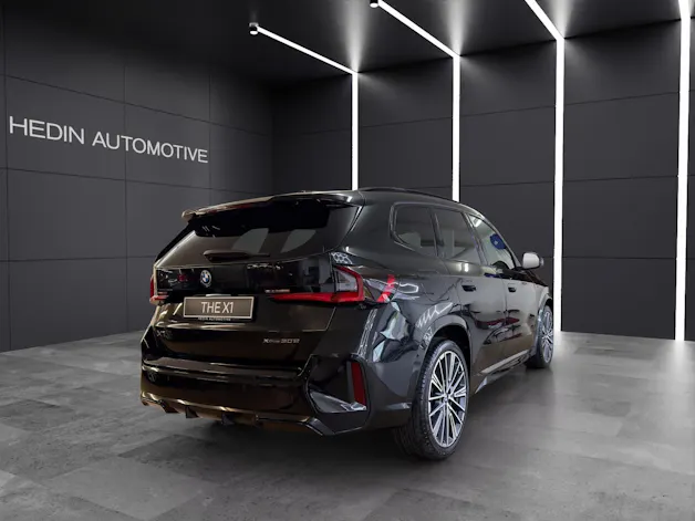 BMW X1 U11 30e xDrive paddles