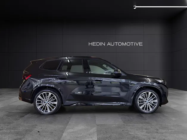 BMW X1 U11 30e xDrive paddles