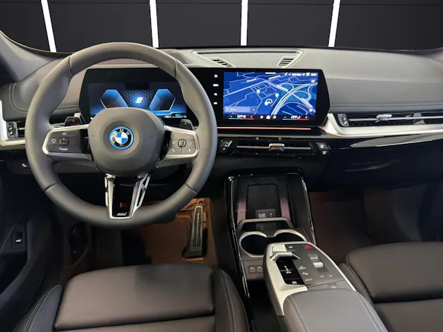BMW X1 U11 30e xDrive paddles