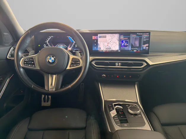 BMW 330i xDrive Touring MSport *CH-Fahrzeug**AHK**Driving Assistant Professional**BMW Neuwagenschluss Garantie**Panorama-Glasdach*