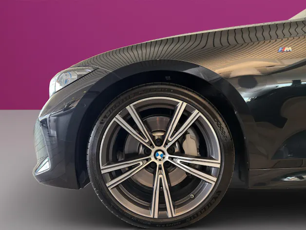BMW 330i xDrive Touring MSport *CH-Fahrzeug**AHK**Driving Assistant Professional**BMW Neuwagenschluss Garantie**Panorama-Glasdach*
