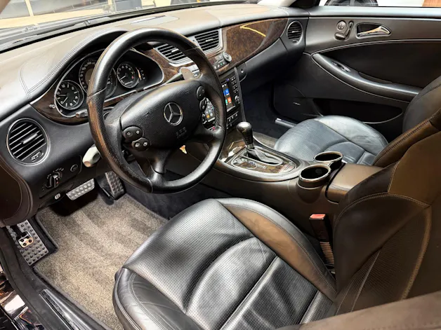 MERCEDES-BENZ CLS-Klasse C219 CLS 63 V8 AMG