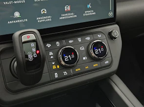 Fahrzeugbild LAND ROVER Defender 110 4.4 V8 Octa Black 635PS