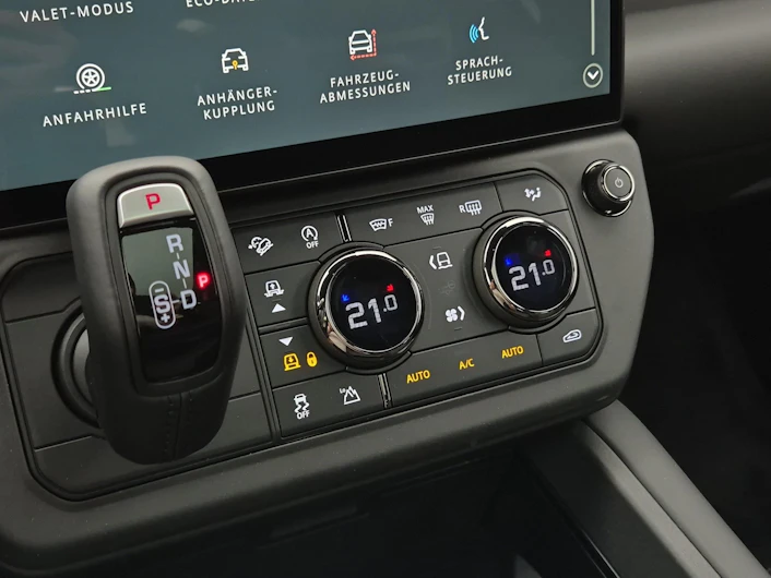 Fahrzeugbild LAND ROVER DEFENDER