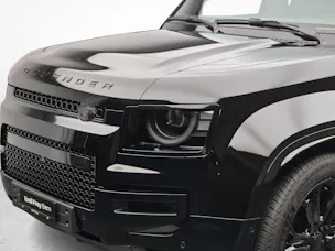 Land Rover Defender 110 4.4 V8 Octa Black