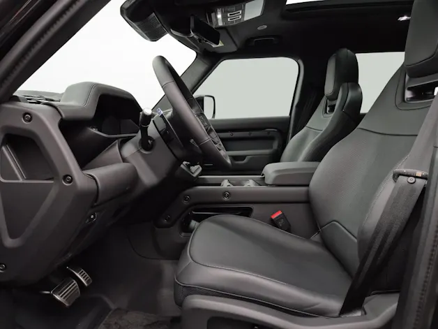 Land Rover Defender 110 4.4 V8 Octa Black
