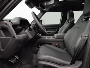 https://vehicle.imgix.net/4457978/f1235224-29f5-44cc-90ab-1493a55544e3.jpg