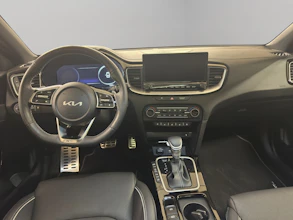 https://vehicle.imgix.net/4457992/2977187d-f964-4609-894e-1a69994c3960.jpg