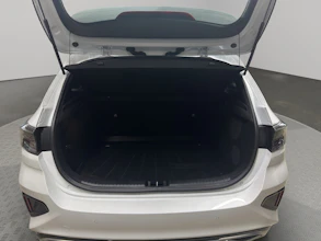 https://vehicle.imgix.net/4457992/4c0d6723-0370-457c-9555-3cd480314240.jpg