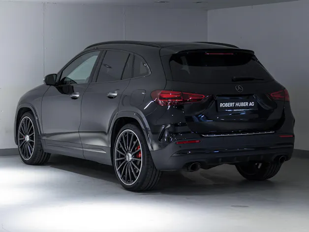 MERCEDES-BENZ GLA 35 AMG 4MATIC