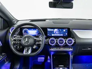 MERCEDES-BENZ GLA 35 AMG 4MATIC