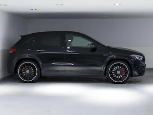 MERCEDES-BENZ GLA 35 AMG 4MATIC