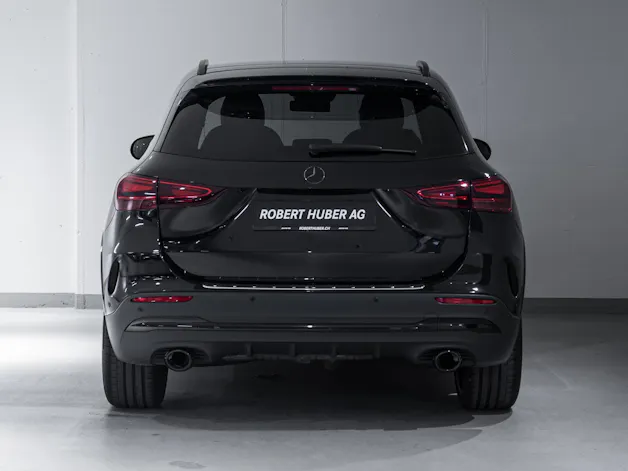 MERCEDES-BENZ GLA 35 AMG 4MATIC