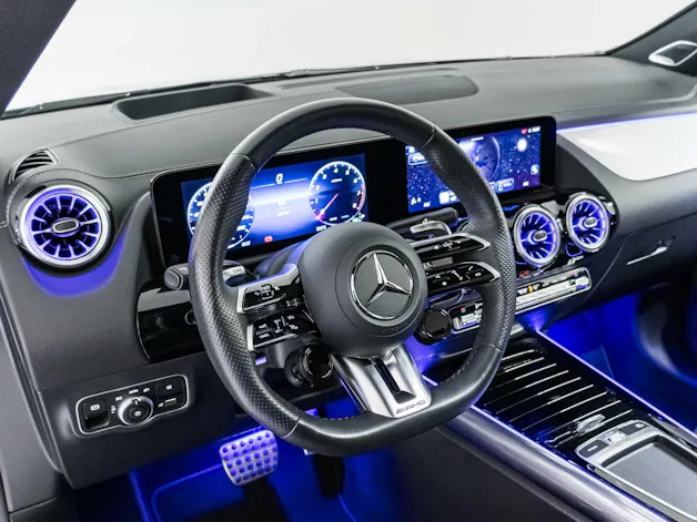 MERCEDES-BENZ GLA 35 AMG 4MATIC