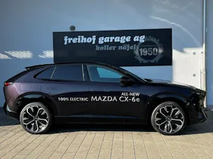 MAZDA CX-6e Takumi