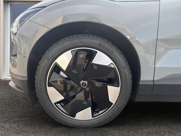 VOLVO EX30 E60 Twin Ultra Performance AWD
