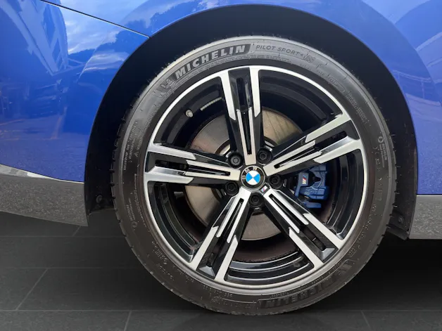 BMW 2er Reihe G42 Coupé 220i