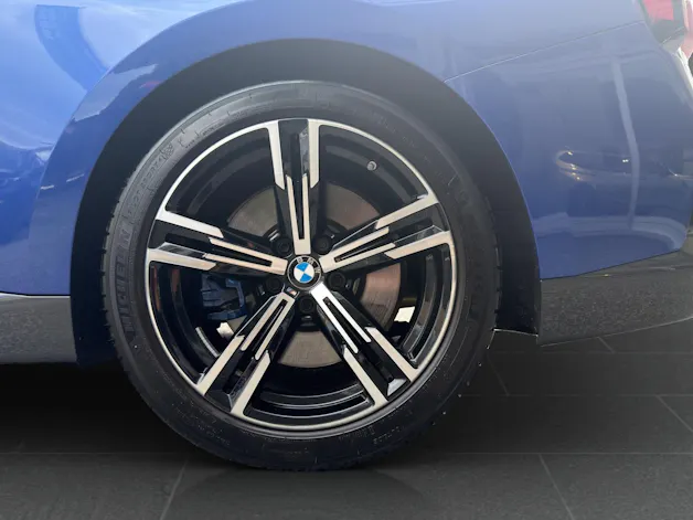 BMW 2er Reihe G42 Coupé 220i