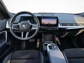 https://vehicle.imgix.net/4458081/139b8d60-8915-4afa-a848-e46710b66d68.jpg