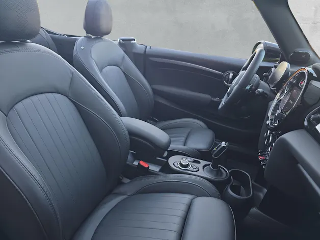 MINI Cabrio John Cooper Works F57 2.0i (CH)