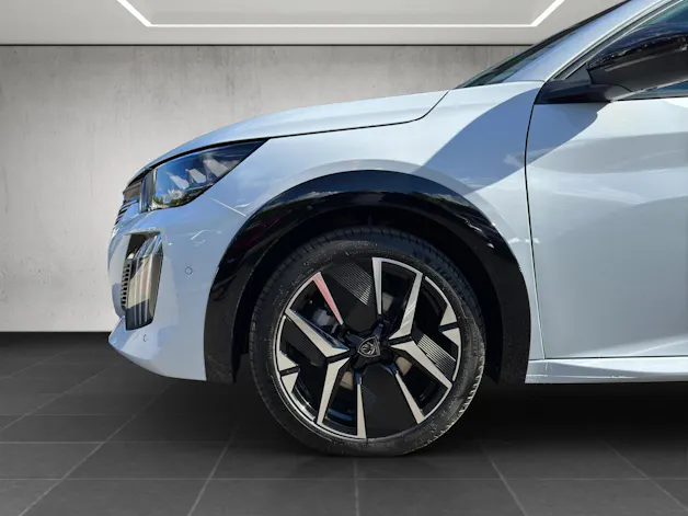 PEUGEOT 208 1.2 Hybrid 145 GT Exclusive