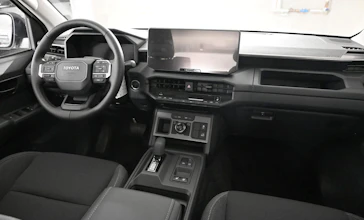 https://vehicle.imgix.net/4458185/7c95b926-cdde-452c-b072-c63838fbdaac.jpg