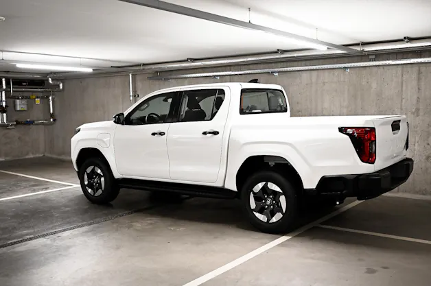 Toyota Hilux Double Cab.-Pick-up 59KWh Comfort