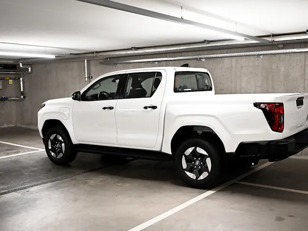 Toyota Hilux Double Cab.-Pick-up 59KWh Comfort