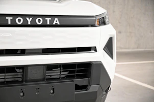 Fahrzeugbild TOYOTA Hilux Double Cab.-Pick-up 59KWh Comfort