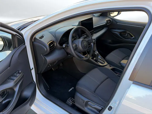 Toyota Yaris 1.5 VVT-i HSD Trend