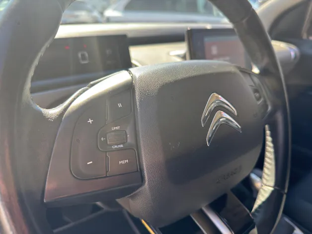 CITROEN Citroën C4 Cactus 1.2 130 Shine