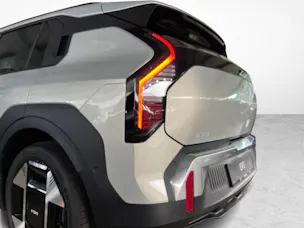 Kia EV3 81 kWh Earth+