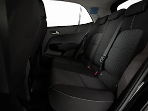 https://vehicle.imgix.net/4458260/6e8825bc-0907-42cf-af69-f34dd24f6ca9.jpg