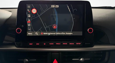 https://vehicle.imgix.net/4458260/f9a1b11b-5973-4d4c-8a6e-22423f7b049d.jpg
