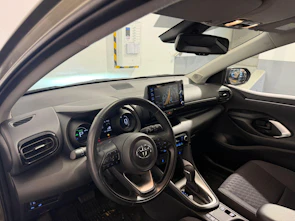 Fahrzeugbild TOYOTA Yaris 1.5 VVT-i HSD Trend