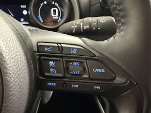 Fahrzeugbild TOYOTA Yaris 1.5 VVT-i HSD Trend