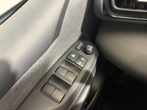 Fahrzeugbild TOYOTA Yaris 1.5 VVT-i HSD Trend