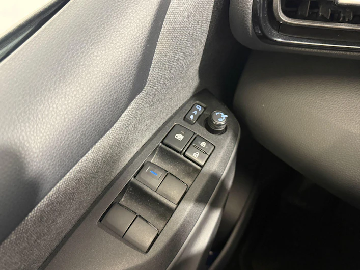 Fahrzeugbild TOYOTA YARIS