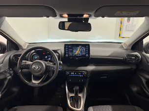 Toyota Yaris 1.5 VVT-i HSD Trend