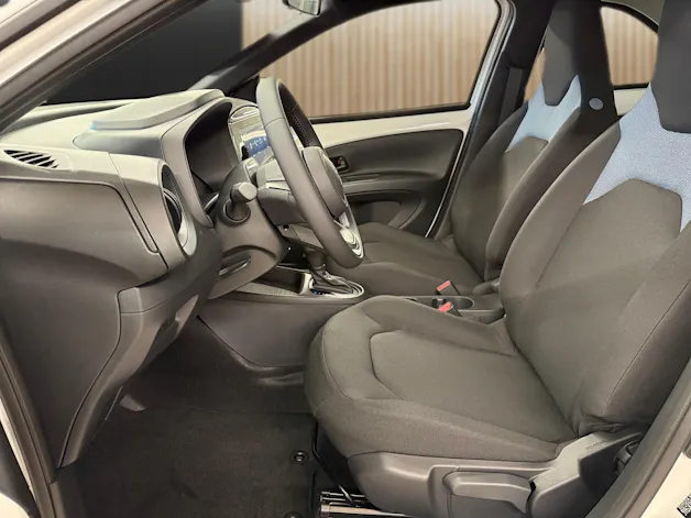 Toyota Aygo X 1.5 VVT-i HSD Comfort