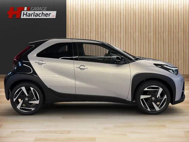 Toyota Aygo X 1.5 VVT-i HSD Style