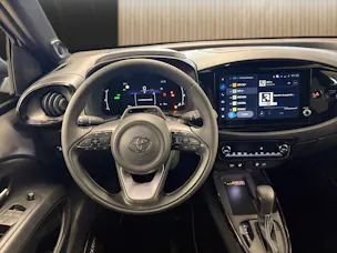 Toyota Aygo X 1.5 VVT-i HSD Style