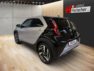 Toyota Aygo X 1.5 VVT-i HSD Style