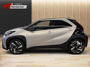Toyota Aygo X 1.5 VVT-i HSD Style