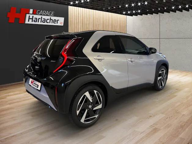 Toyota Aygo X 1.5 VVT-i HSD Style