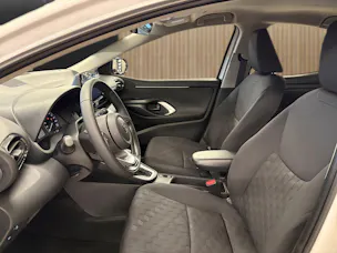 Toyota Yaris 1.5 VVT-i HSD Comfort